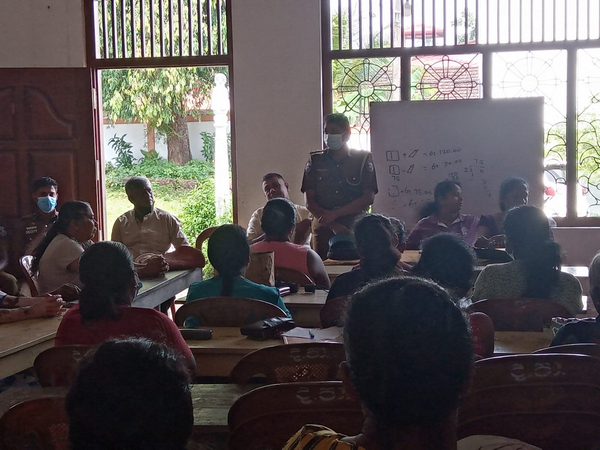 An awareness about drug prevention and child safety in Homagama Uduwana village (2022-11-19)